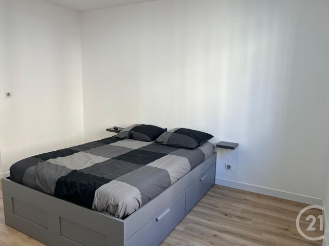 Appartement à louer - 2 pièces - 38.56 m2 - FOUGERES - 35 - BRETAGNE - Century 21 Gambetta