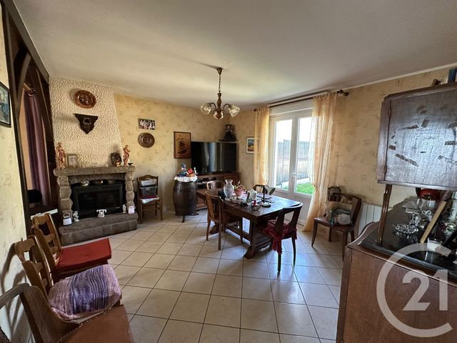 maison à vendre - 4 pièces - 101.18 m2 - LECOUSSE - 35 - BRETAGNE - Century 21 Gambetta