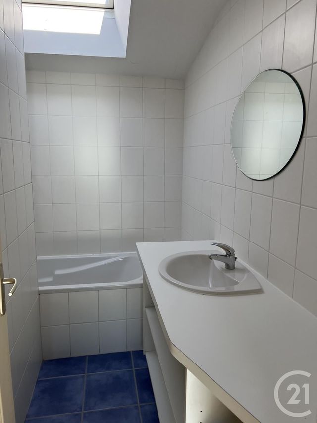 maison à louer - 5 pièces - 129.22 m2 - ROMAGNE - 35 - BRETAGNE - Century 21 Gambetta