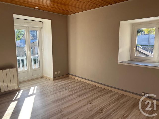 maison à louer - 3 pièces - 76.0 m2 - ST GEORGES DE CHESNE - 35 - BRETAGNE - Century 21 Gambetta