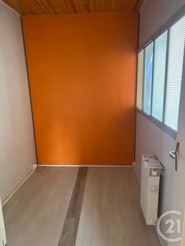 maison à louer - 3 pièces - 76.0 m2 - ST GEORGES DE CHESNE - 35 - BRETAGNE - Century 21 Gambetta