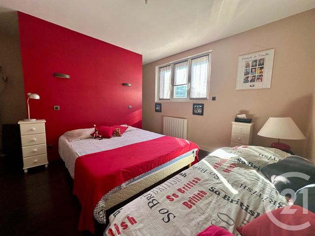 maison à vendre - 5 pièces - 130.0 m2 - FOUGERES - 35 - BRETAGNE - Century 21 Gambetta