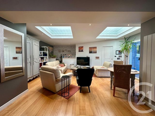 maison à vendre - 5 pièces - 130.0 m2 - FOUGERES - 35 - BRETAGNE - Century 21 Gambetta