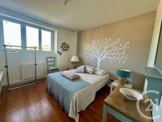 maison à vendre - 5 pièces - 130.0 m2 - FOUGERES - 35 - BRETAGNE - Century 21 Gambetta