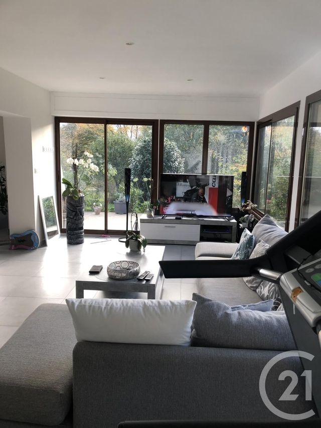 maison à louer - 4 pièces - 137.5 m2 - MAEN ROCH - 35 - BRETAGNE - Century 21 Gambetta