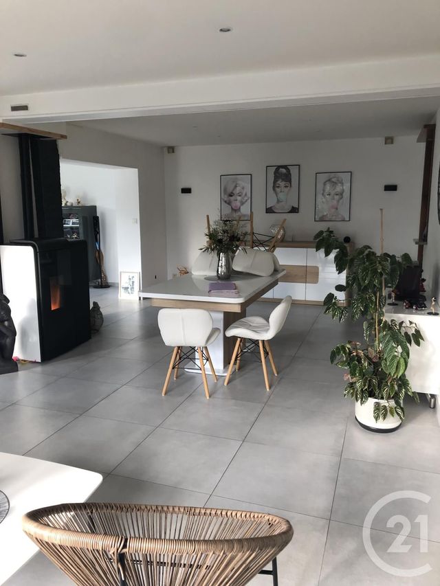 maison à louer - 4 pièces - 137.5 m2 - MAEN ROCH - 35 - BRETAGNE - Century 21 Gambetta