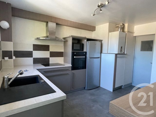 Appartement F3 à vendre - 3 pièces - 73.9 m2 - FOUGERES - 35 - BRETAGNE - Century 21 Gambetta