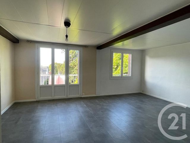 Appartement F3 à vendre - 3 pièces - 73.9 m2 - FOUGERES - 35 - BRETAGNE - Century 21 Gambetta