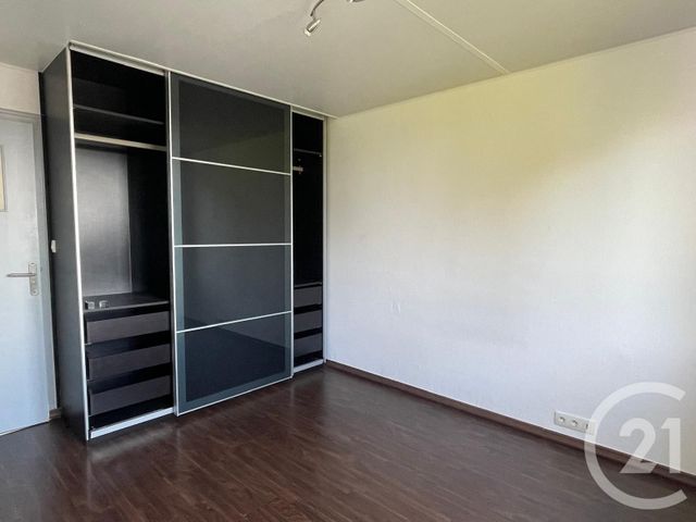 Appartement F3 à vendre - 3 pièces - 73.9 m2 - FOUGERES - 35 - BRETAGNE - Century 21 Gambetta