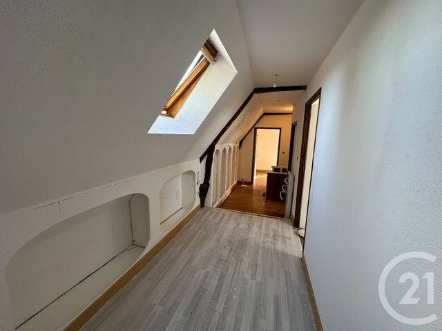 maison à vendre - 5 pièces - 150.29 m2 - ST ELLIER DU MAINE - 53 - PAYS-DE-LOIRE - Century 21 Gambetta