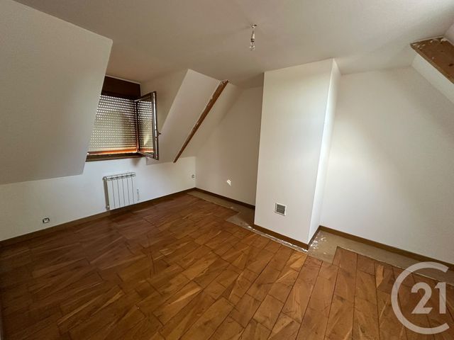 maison à vendre - 5 pièces - 150.29 m2 - ST ELLIER DU MAINE - 53 - PAYS-DE-LOIRE - Century 21 Gambetta