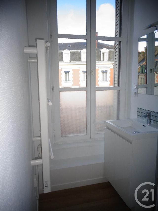 immeuble à vendre - 165.0 m2 - FOUGERES - 35 - BRETAGNE - Century 21 Gambetta