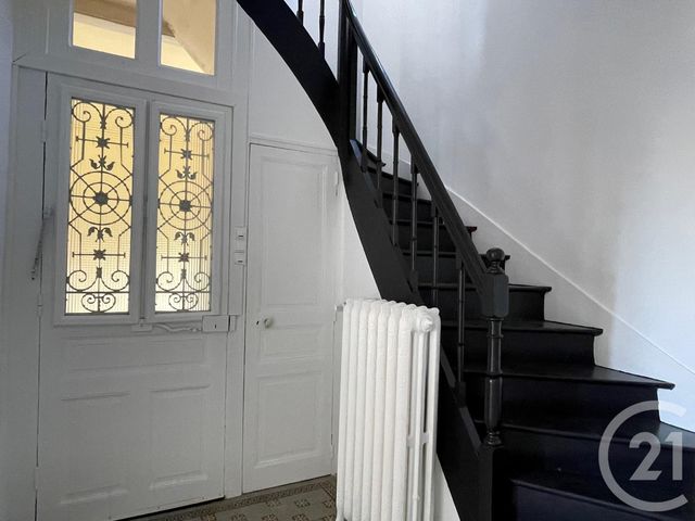 maison à vendre - 9 pièces - 149.99 m2 - FOUGERES - 35 - BRETAGNE - Century 21 Gambetta
