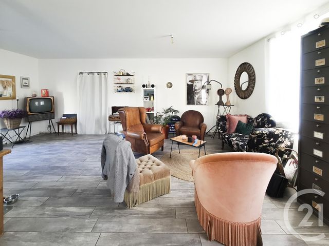 maison à vendre - 7 pièces - 176.0 m2 - FOUGERES - 35 - BRETAGNE - Century 21 Gambetta