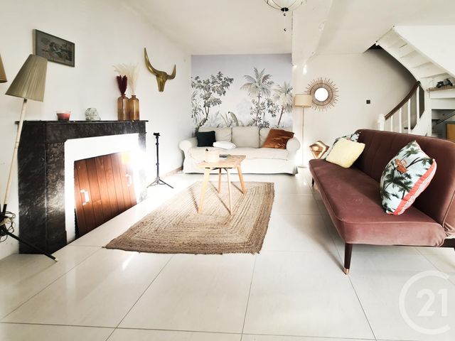 maison à vendre - 7 pièces - 176.0 m2 - FOUGERES - 35 - BRETAGNE - Century 21 Gambetta