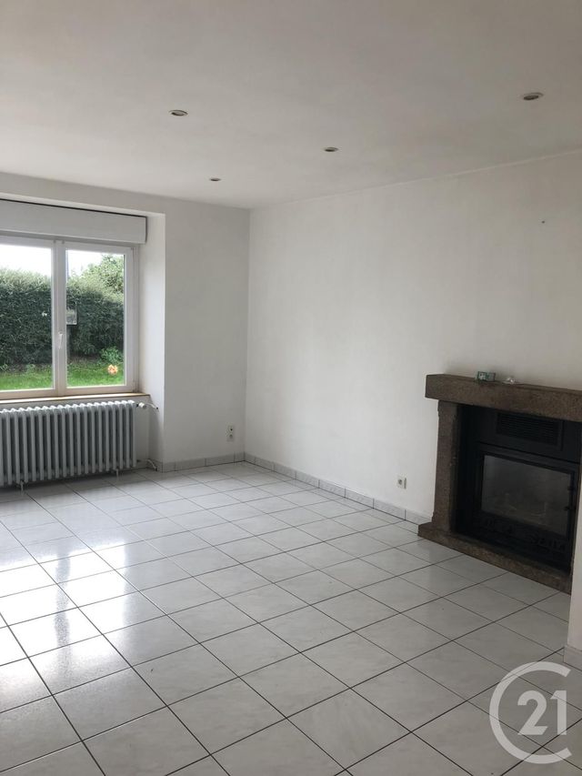 maison à louer - 4 pièces - 82.29 m2 - ST HILAIRE DES LANDES - 35 - BRETAGNE - Century 21 Gambetta