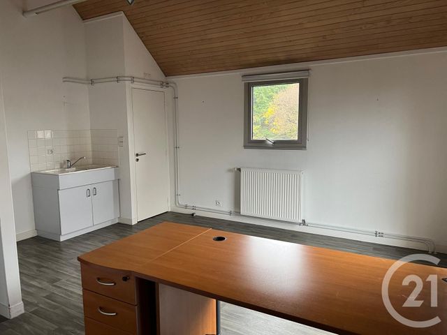 Appartement Local à louer - 1 pièce - 25.0 m2 - FOUGERES - 35 - BRETAGNE - Century 21 Gambetta