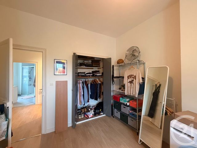 Appartement à louer - 3 pièces - 96.1 m2 - FOUGERES - 35 - BRETAGNE - Century 21 Gambetta