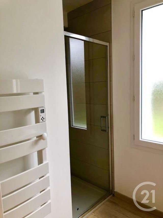 maison à louer - 2 pièces - 35.8 m2 - FOUGERES - 35 - BRETAGNE - Century 21 Gambetta