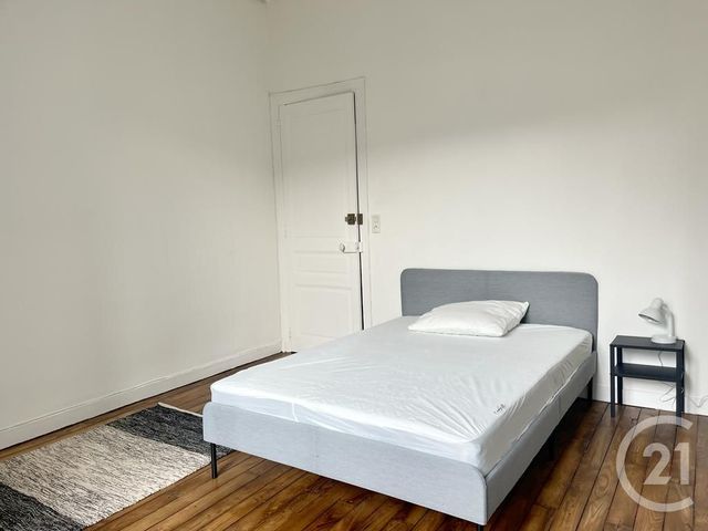 Appartement Chambre à louer - 1 pièce - 16.63 m2 - FOUGERES - 35 - BRETAGNE - Century 21 Gambetta