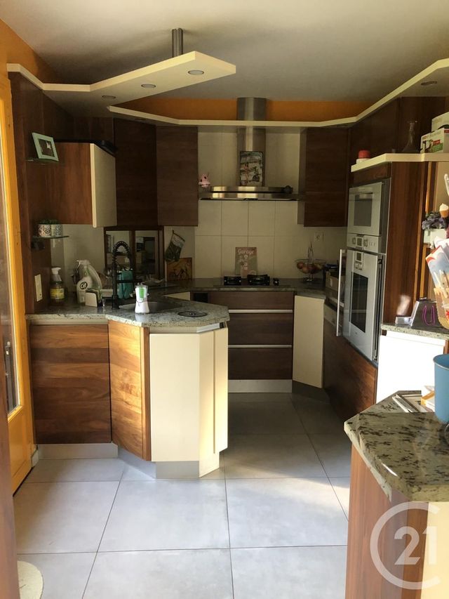 maison à louer - 4 pièces - 137.5 m2 - MAEN ROCH - 35 - BRETAGNE - Century 21 Gambetta