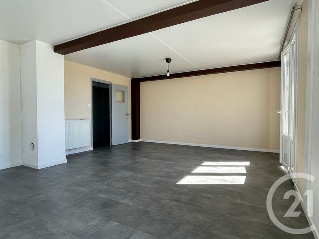 Appartement F3 à vendre - 3 pièces - 73.9 m2 - FOUGERES - 35 - BRETAGNE - Century 21 Gambetta