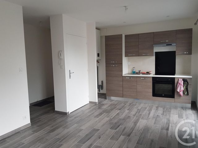 Appartement à louer - 2 pièces - 37.0 m2 - FOUGERES - 35 - BRETAGNE - Century 21 Gambetta