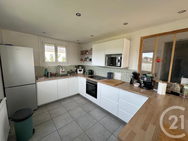 maison à vendre - 7 pièces - 150.86 m2 - FOUGERES - 35 - BRETAGNE - Century 21 Gambetta