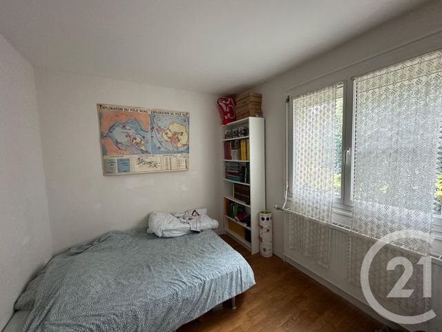 maison à vendre - 7 pièces - 150.86 m2 - FOUGERES - 35 - BRETAGNE - Century 21 Gambetta