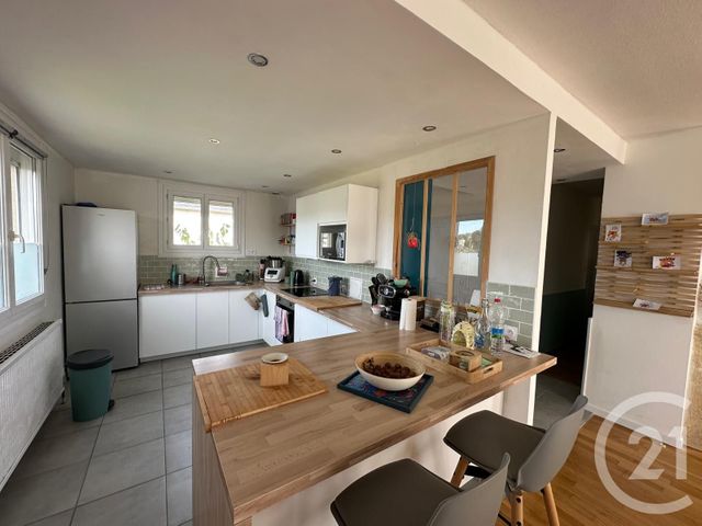 maison à vendre - 7 pièces - 150.86 m2 - FOUGERES - 35 - BRETAGNE - Century 21 Gambetta