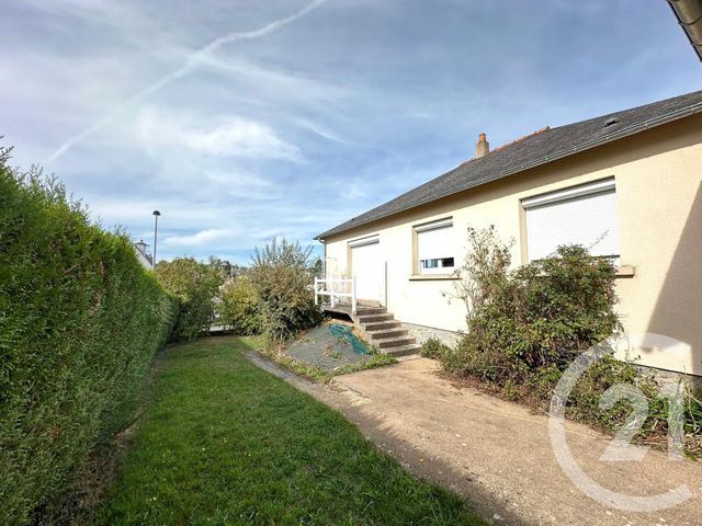 maison à vendre - 7 pièces - 150.86 m2 - FOUGERES - 35 - BRETAGNE - Century 21 Gambetta